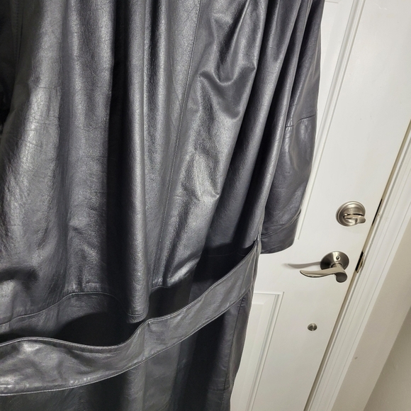 Rare Vintage Avant Garde Korean Made Oversized 100%  Leather Trench Coat Size 4 - Picture 6 of 16